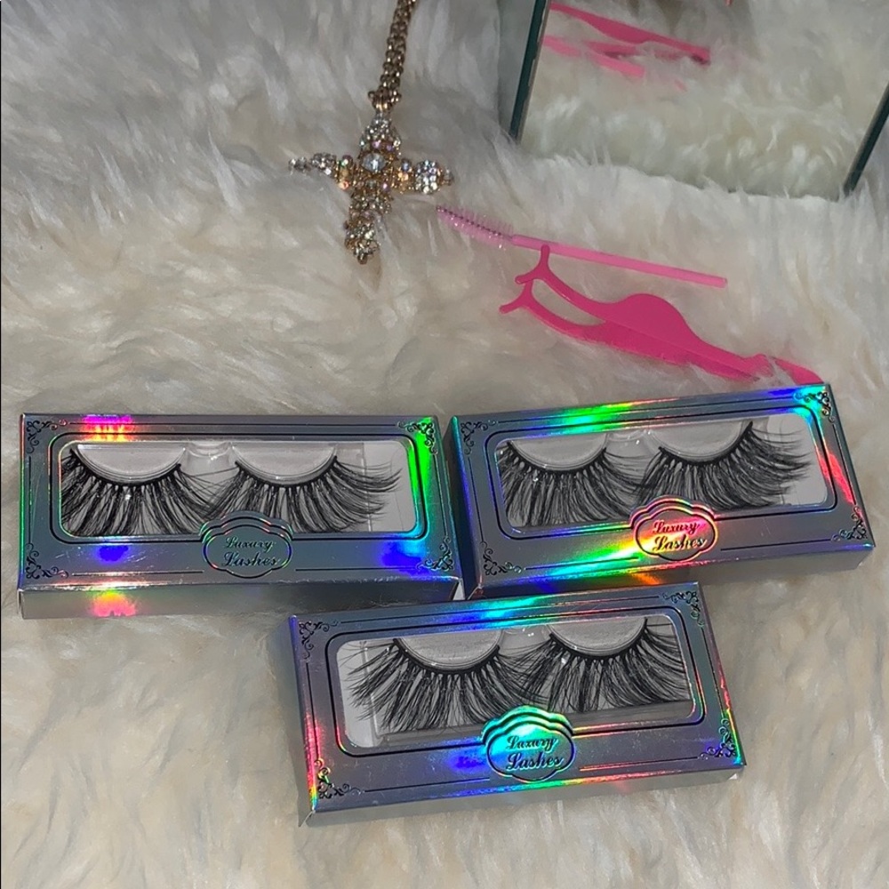 25mm Mink Lash - Picture 2 of 8